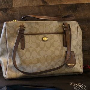 Coach leather signature tote